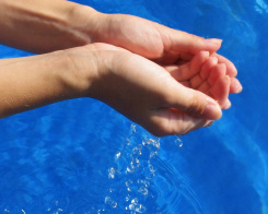 Wie man Spa-Wasser sauber hlt